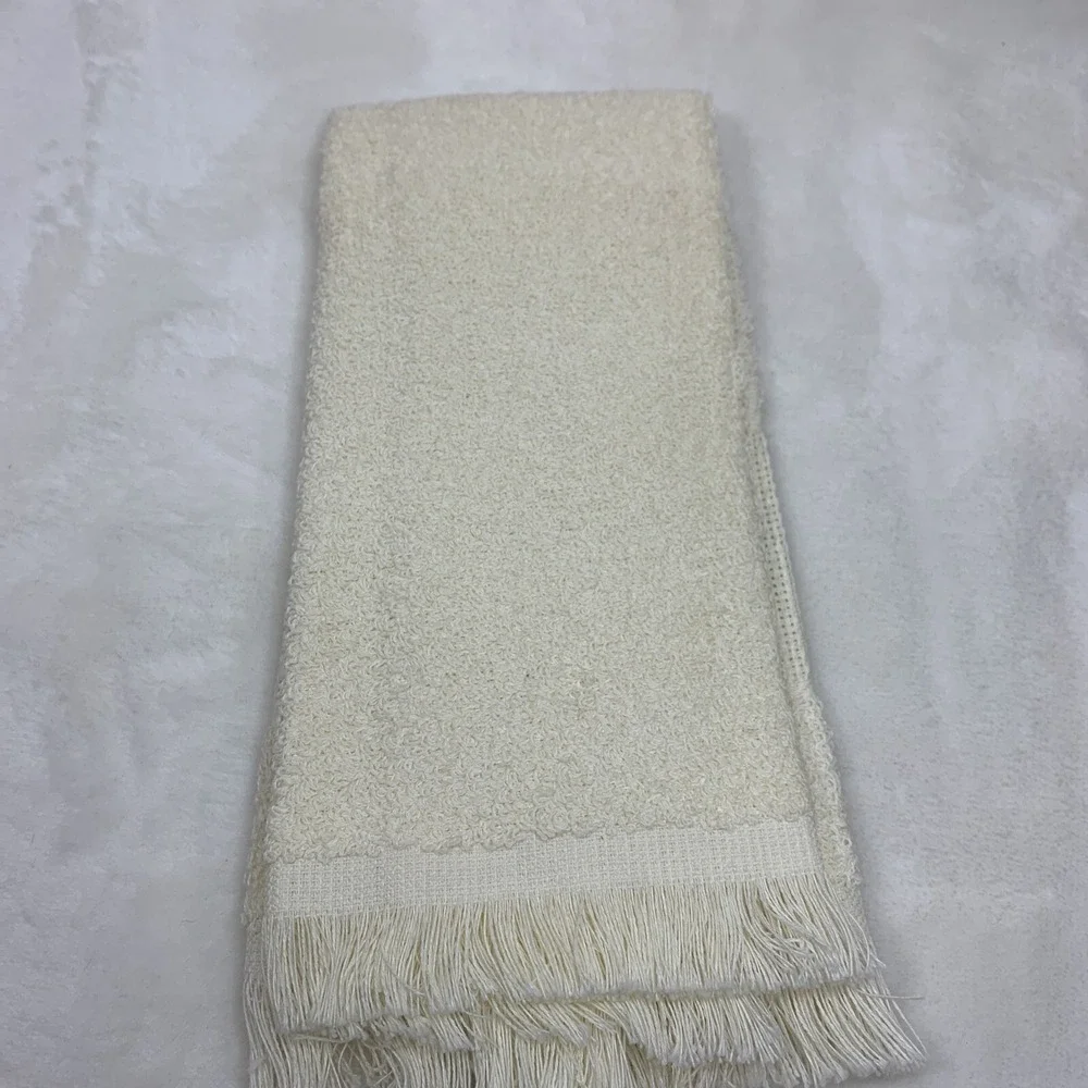 Vintage Completed Cross‎ Stitch Guest Finger Tip Towel Cream Country Bow Heart